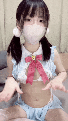 超白嫩贫乳反差萝莉台妹「薄荷」of大尺度私拍 瘦弱少女性欲强在家用各种玩  [2V ] [BT]-魔性福利